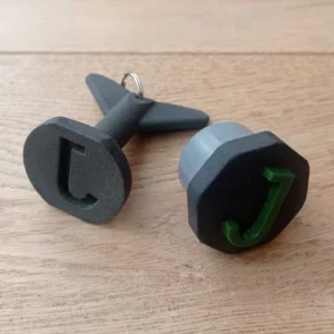 Étape 6 de l'installation du procédé Jardian Case : Fourniture d’un bouchon et d’une clé antivol